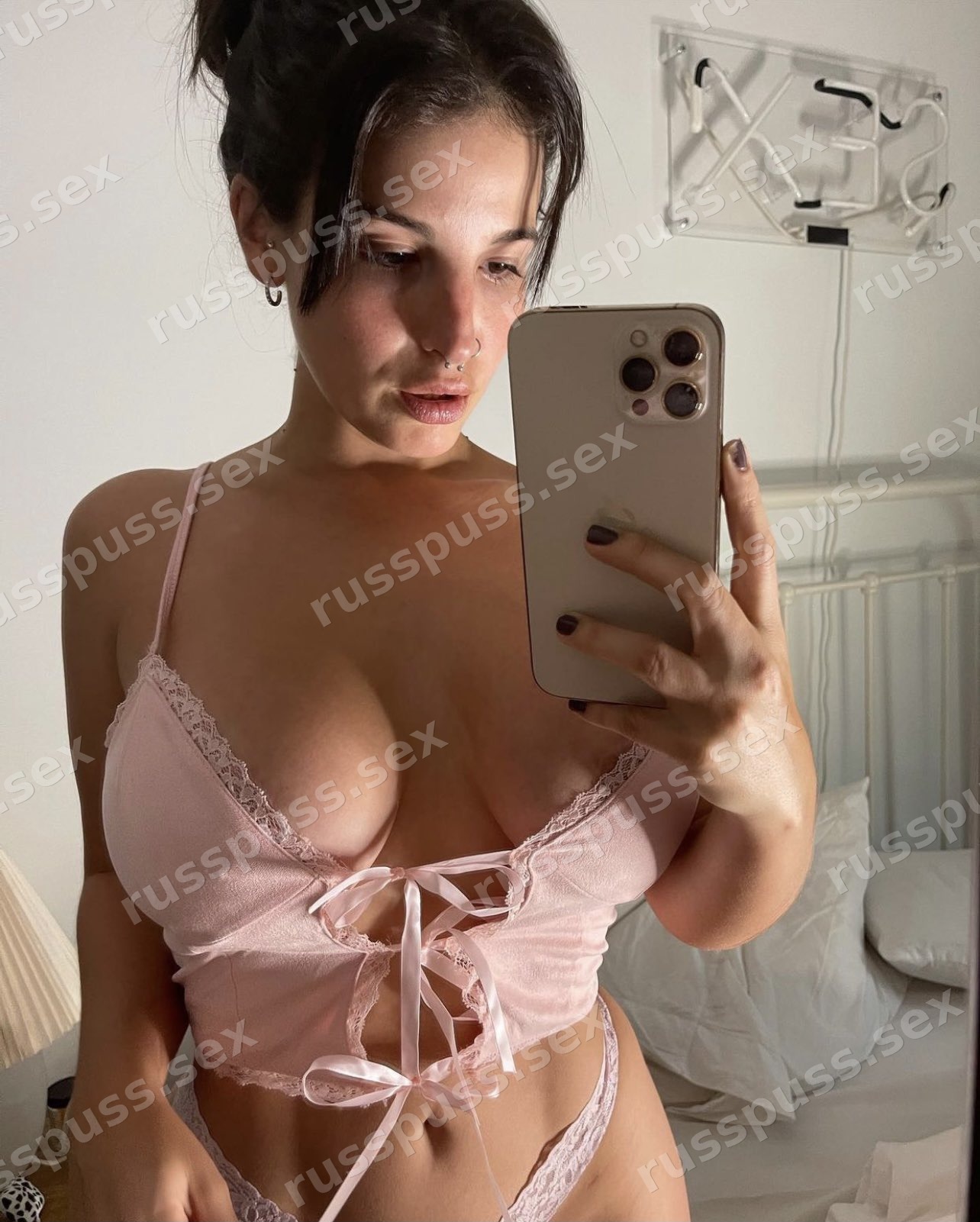 Ана Фавре