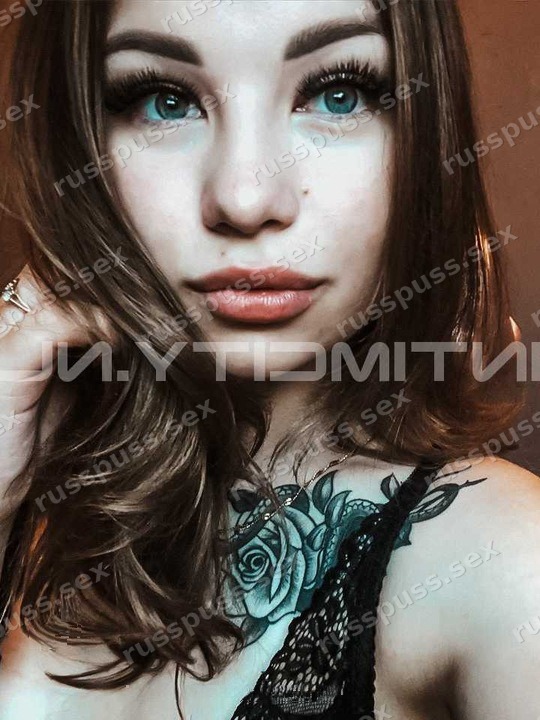 Оля